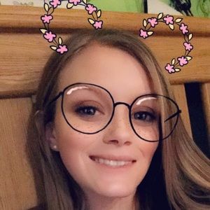 Meet your Posher, Anna